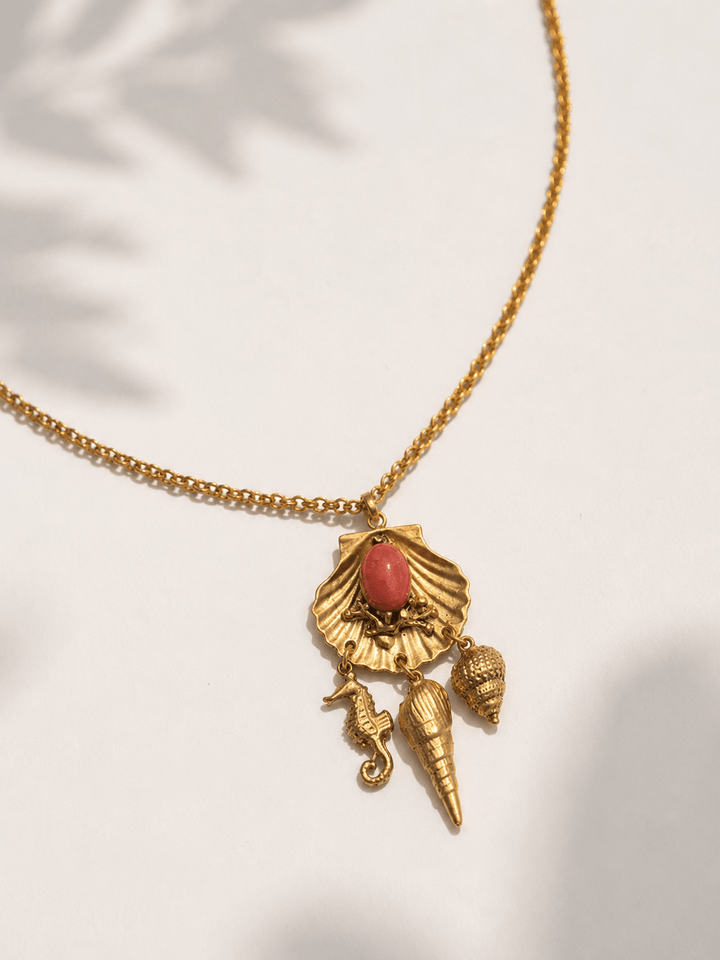 Yochi Beach Necklace - Freckled Poppy