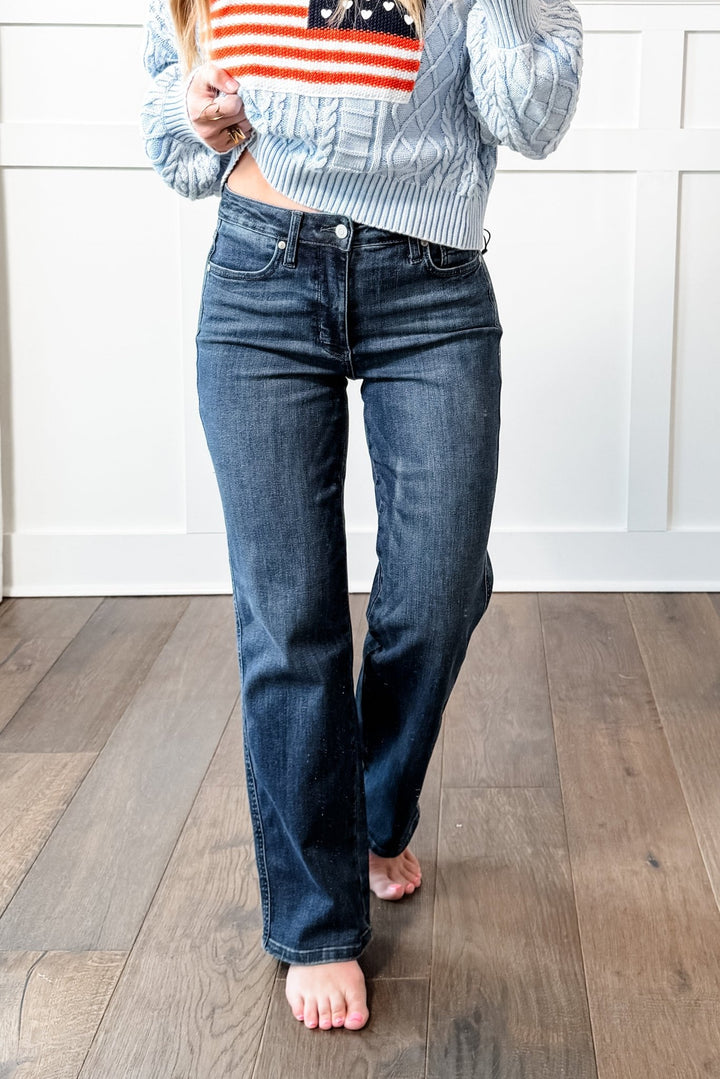 Restock! PETITE/REG Judy Blue My Obsession Dark Wash Mid Rise Tummy Control Classic Straight Leg Jeans - Freckled Poppy