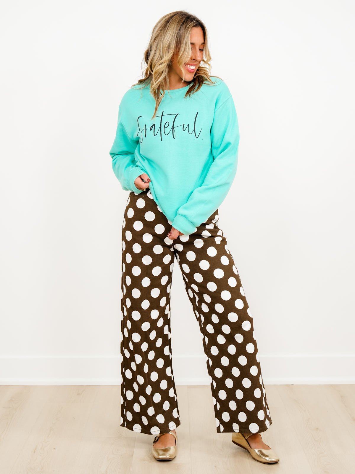 Plus/Reg Long Sleeve "Grateful" Graphic Sweatshirt - Freckled Poppy