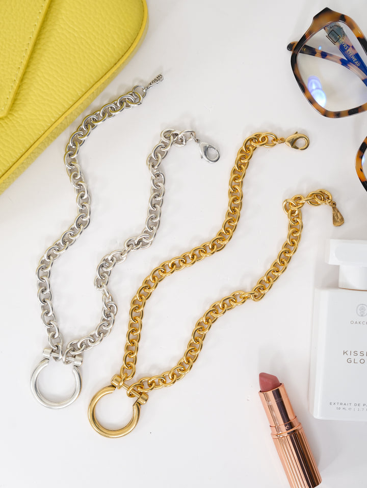 Yochi Sable Circular Drop Pendant Necklace - Freckled Poppy
