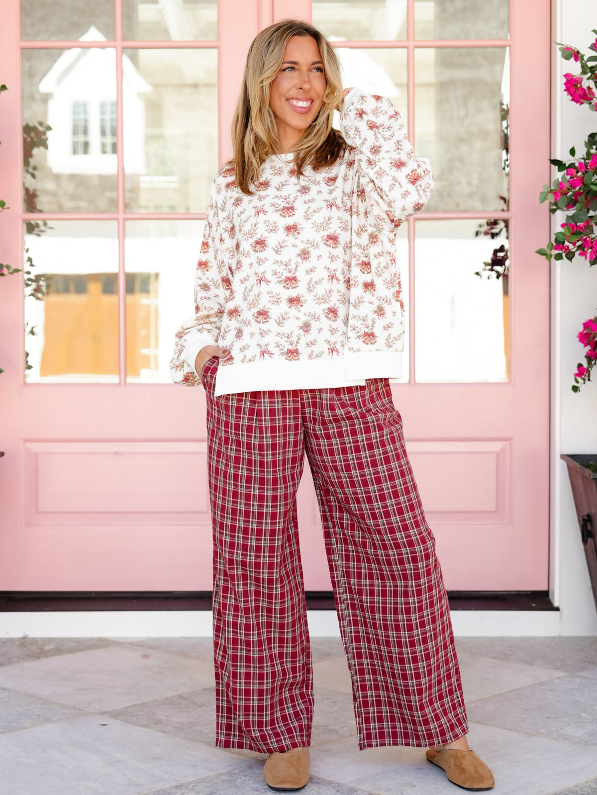 Holiday Bells & Bows Print Long Sleeve Sweatshirt - Freckled Poppy