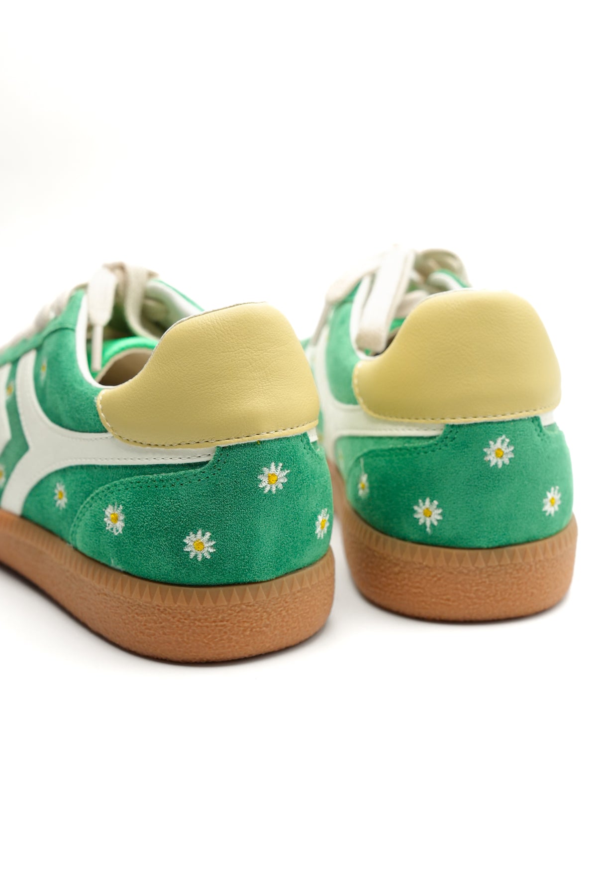 Daisy Embroidered Vegan Suede Retro Sneaker - Freckled Poppy