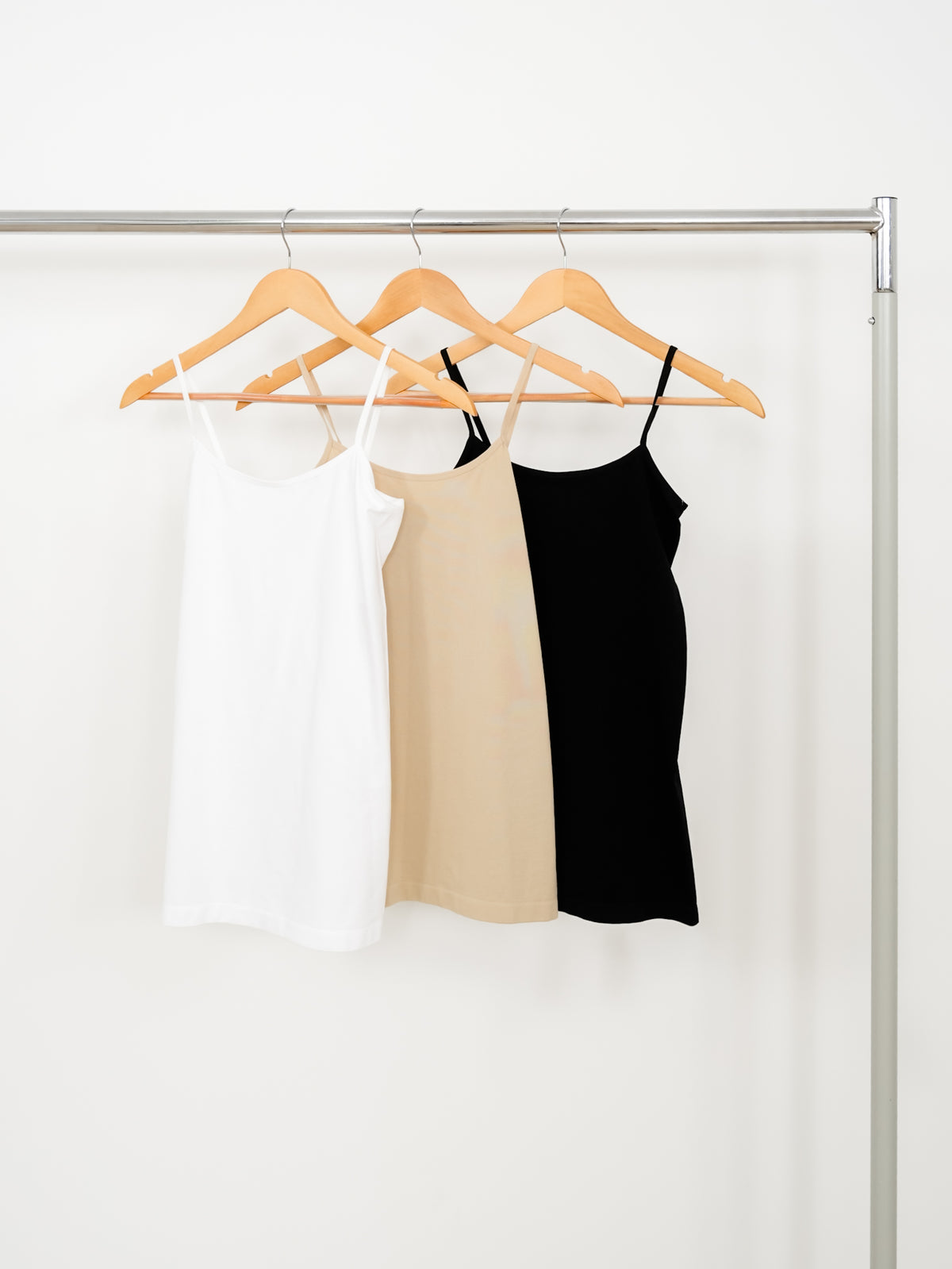 Door Buster! Plus/Reg Seamless Cami Tank Top - Freckled Poppy