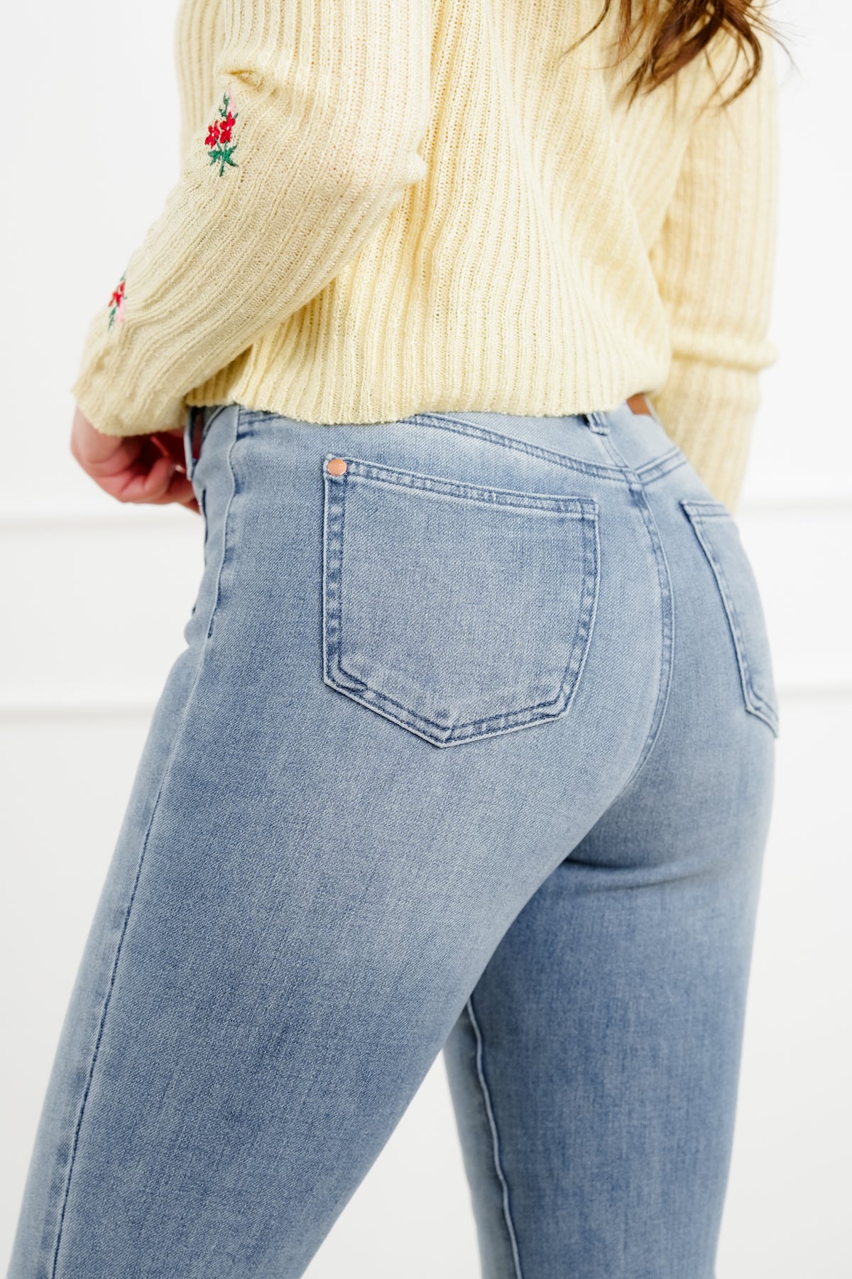 Judy Blue Sunday Stroll Mid Rise Medium Wash Bootcut Jeans with Front Patch Pockets - Freckled Poppy