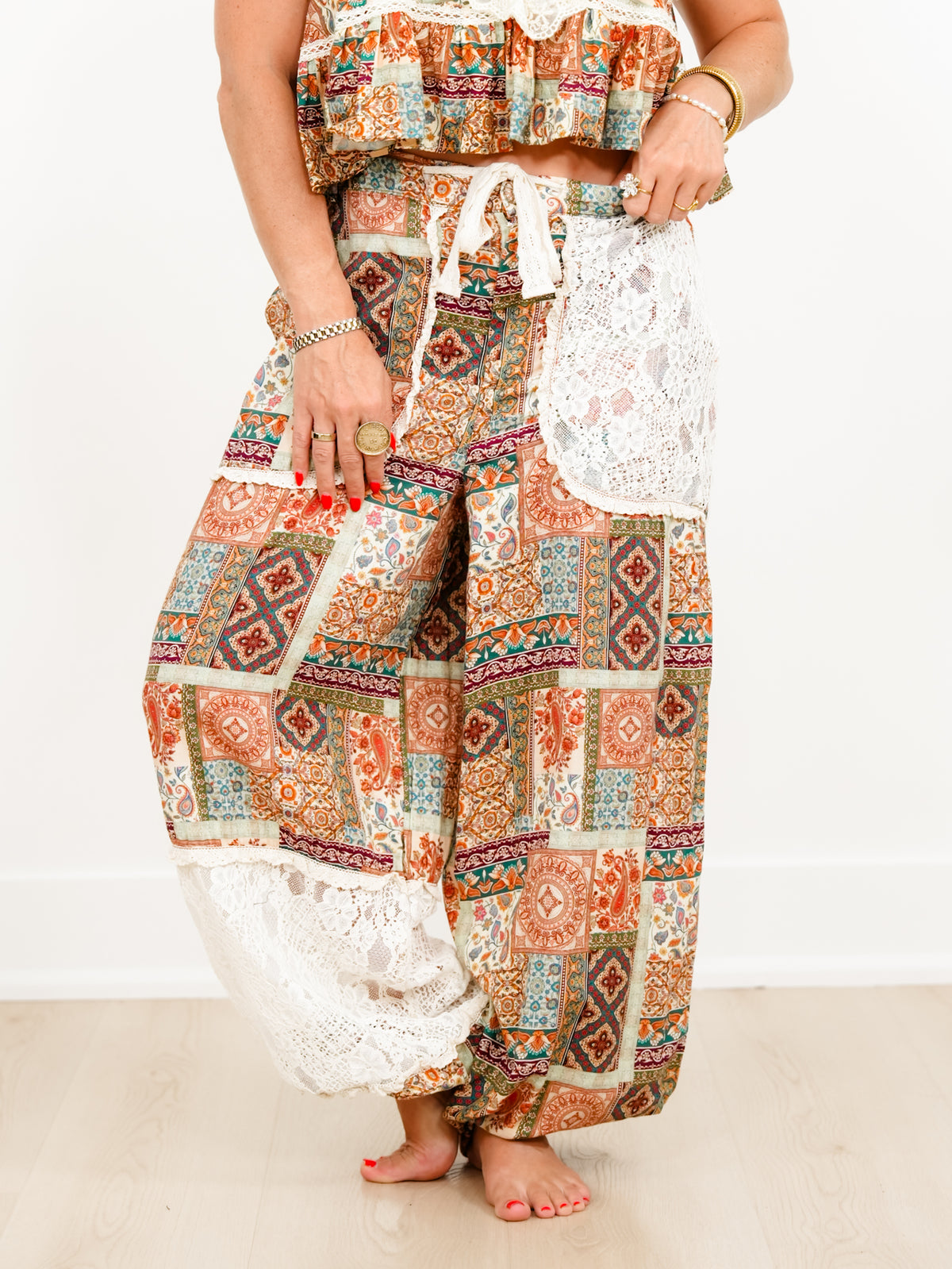 POL Paisley Print Elastic Waist Harem Pants - Freckled Poppy