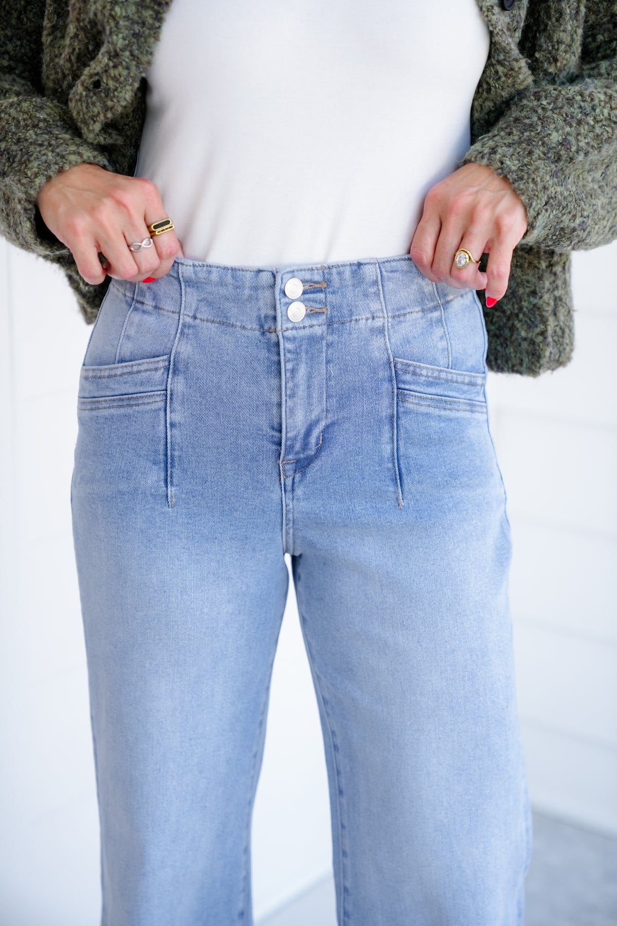 Mica High Rise Light Wash Wide Leg Jeans - Freckled Poppy