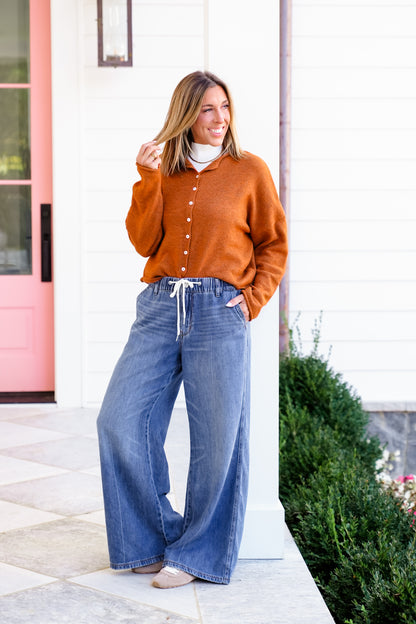 Judy Blue High Rise Dark Wash Elastic Waistband Featherweight Palazzo Jeans - Freckled Poppy