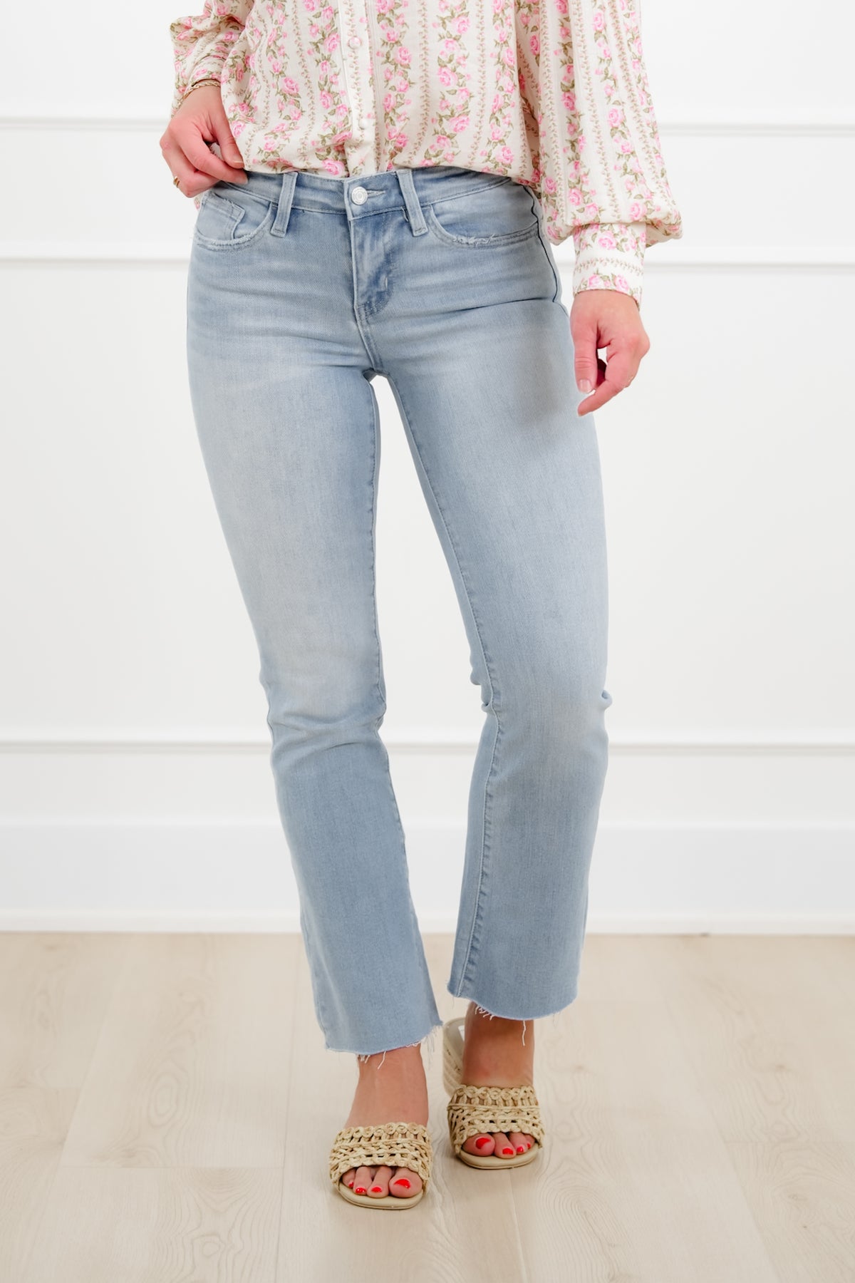 Vervet Mid Rise Light Wash Ankle Bootcut Jeans - Freckled Poppy