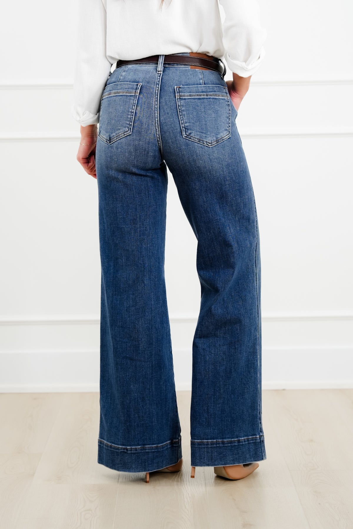 Judy Blue The Rory Petite/Reg Mid Rise Dark Wash Retro Wide Leg Trouser Jeans - Freckled Poppy