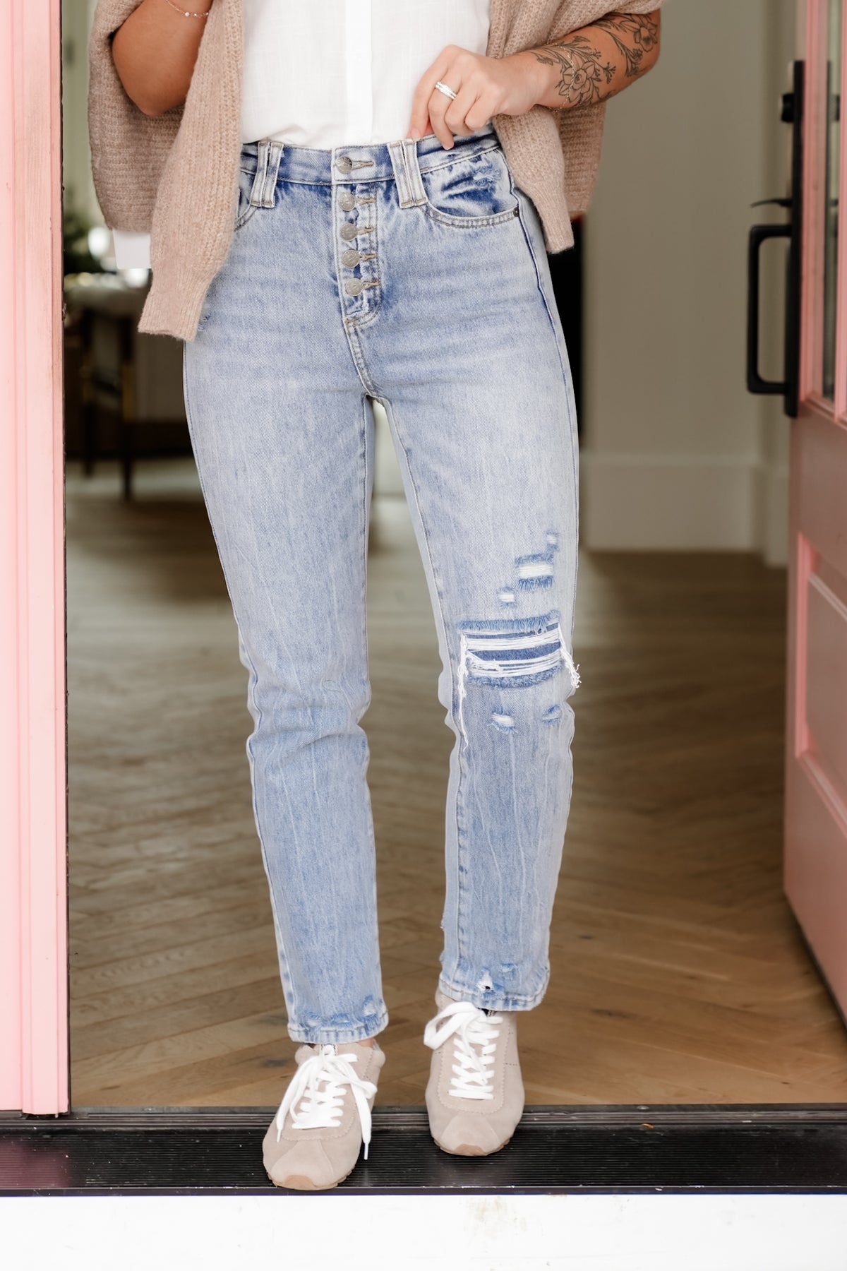 Saige High Rise Medium Wash Tummy Control Button Fly Cropped Slim Straight Leg Jeans - Freckled Poppy