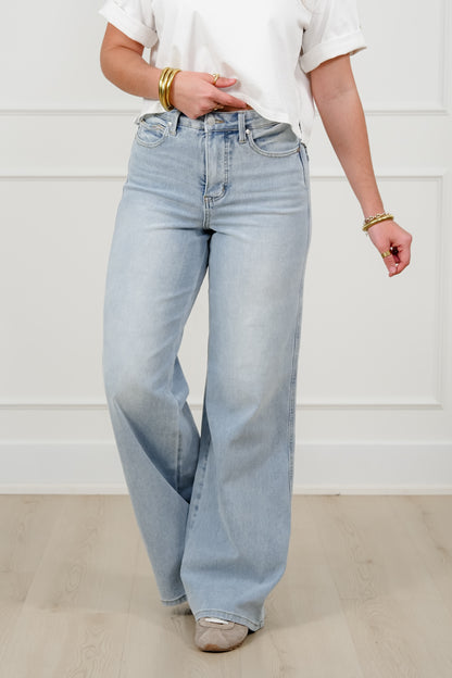 Judy Blue Secret Sauce 2.0 High Rise Light Wash Petite/Reg Tummy Control Retro Wide Leg Jeans - Freckled Poppy