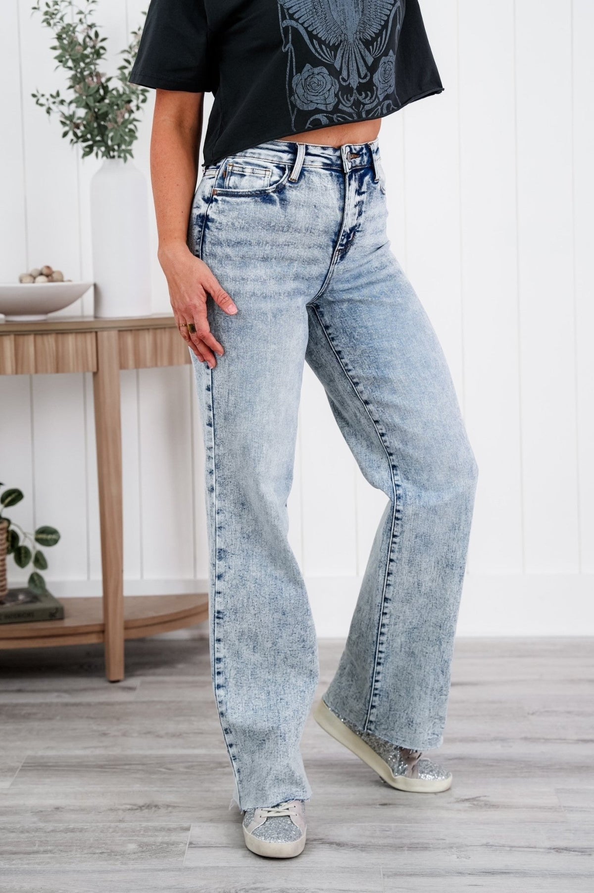 Judy Blue Bad Blood High Rise Light Mineral Wash Raw Hem Wide Leg Jeans - Freckled Poppy