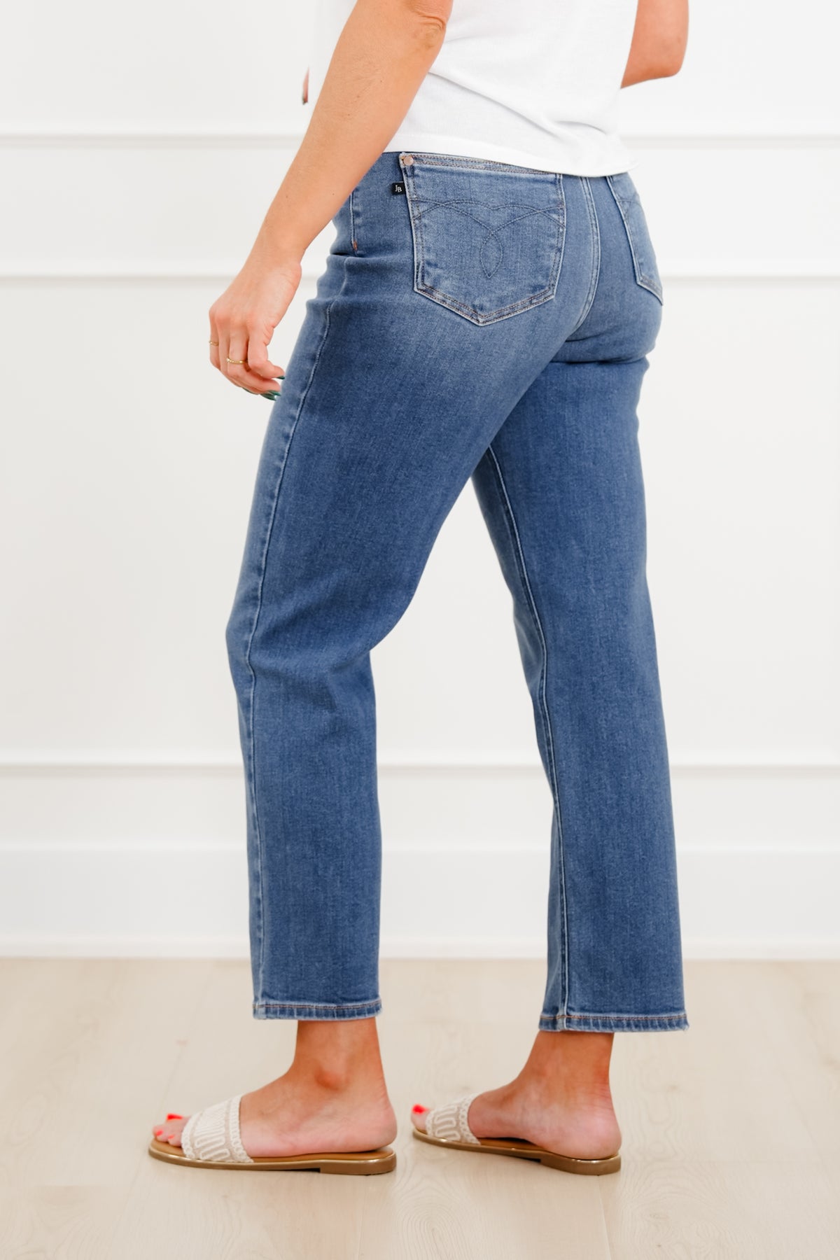 Judy Blue High Rise Medium Wash Ankle Length Straight Leg Jeans - Freckled Poppy