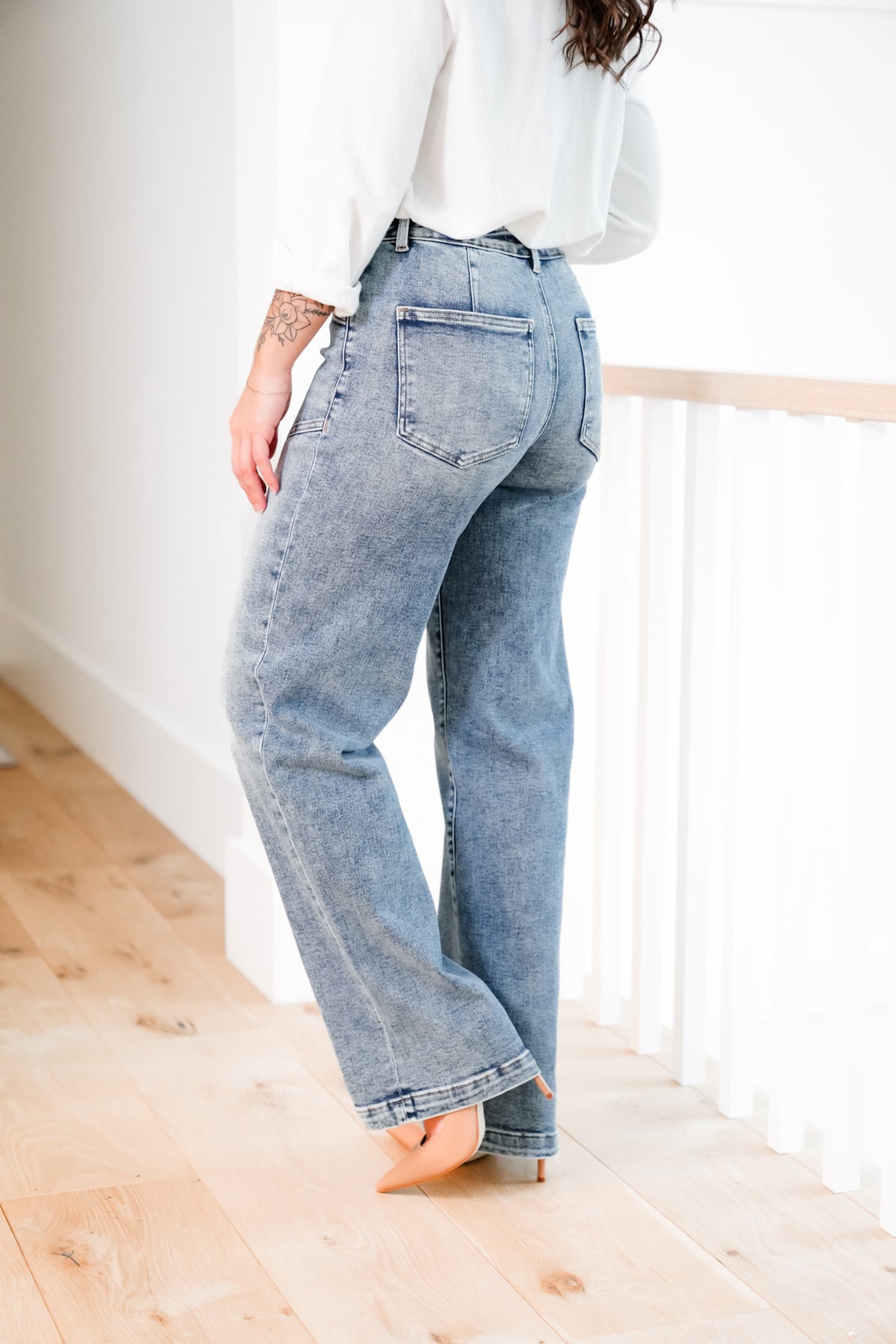 Risen Mid Rise Medium Wash Relaxed Fit Baggy Jeans with Patch Pockets - Freckled Poppy