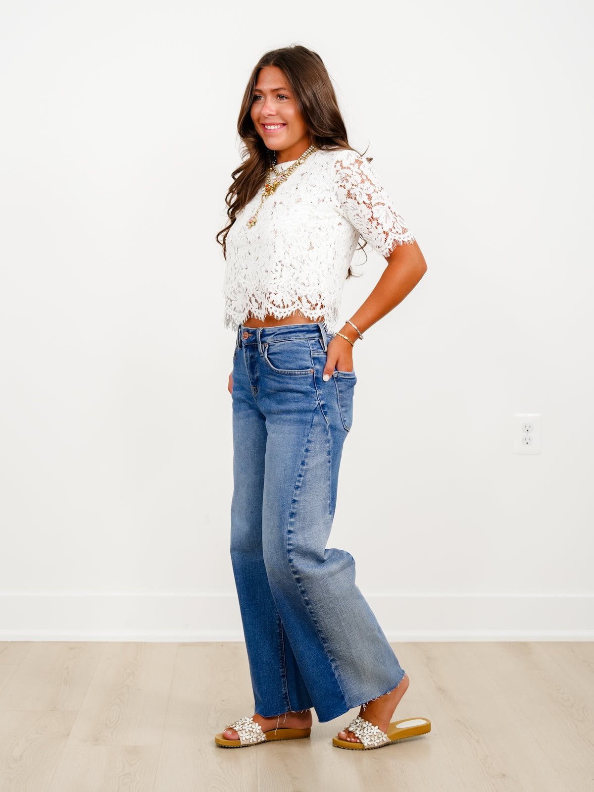 Risen High Rise Medium Wash Slouchy Barrel Jeans With Contrasting Wash - Freckled Poppy