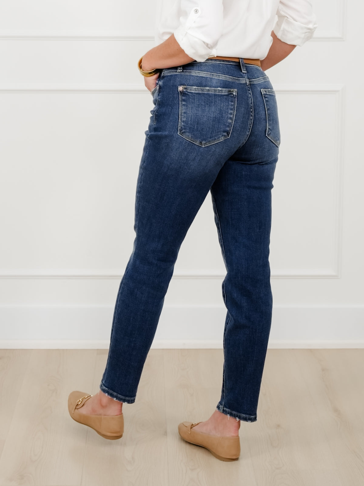 Restock! Judy Blue My Favorite Boyfriend Mid-Rise Dark Wash Non Distressed Cuffed Boyfriend Jeans - Freckled Poppy