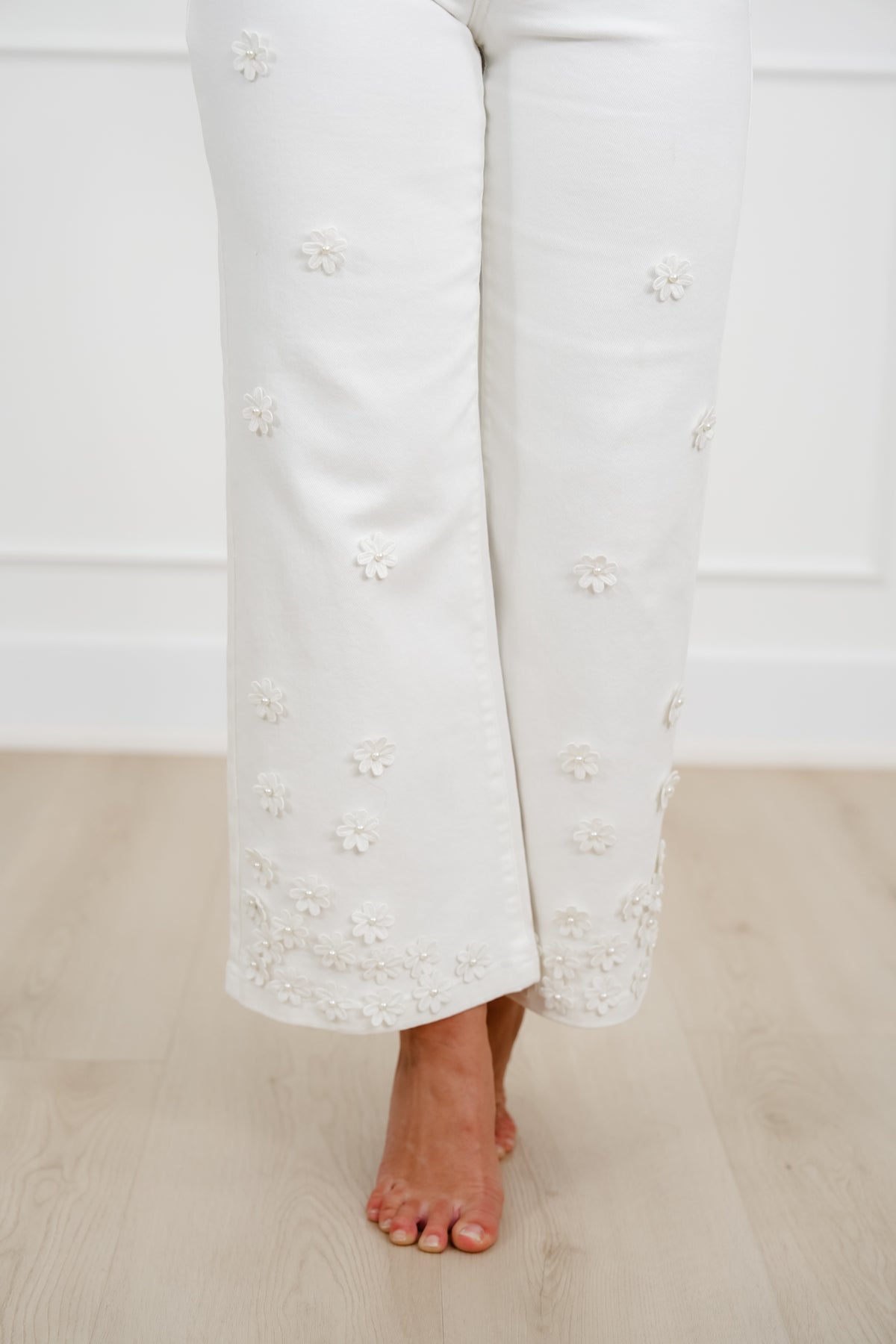 Risen Mid Rise Cream Tummy Control Wide Leg Jeans with Flowers - Freckled Poppy