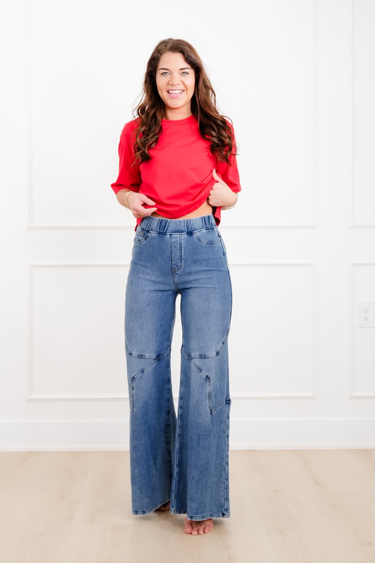 Plus/Reg Saige High Rise Medium Wash Pull On Star Wide Leg Knit Jeans - Freckled Poppy