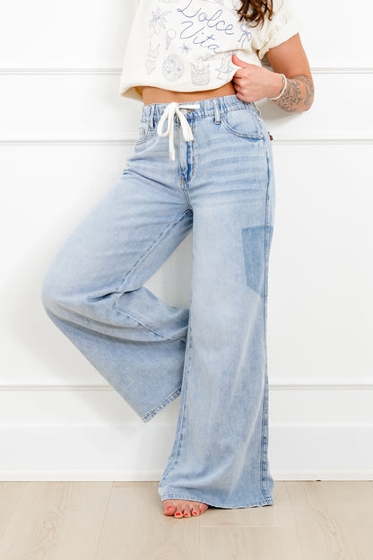 Judy Blue High Rise Light Wash Elastic Waistband Featherweight Palazzo Jeans with Shadow Pockets - Freckled Poppy