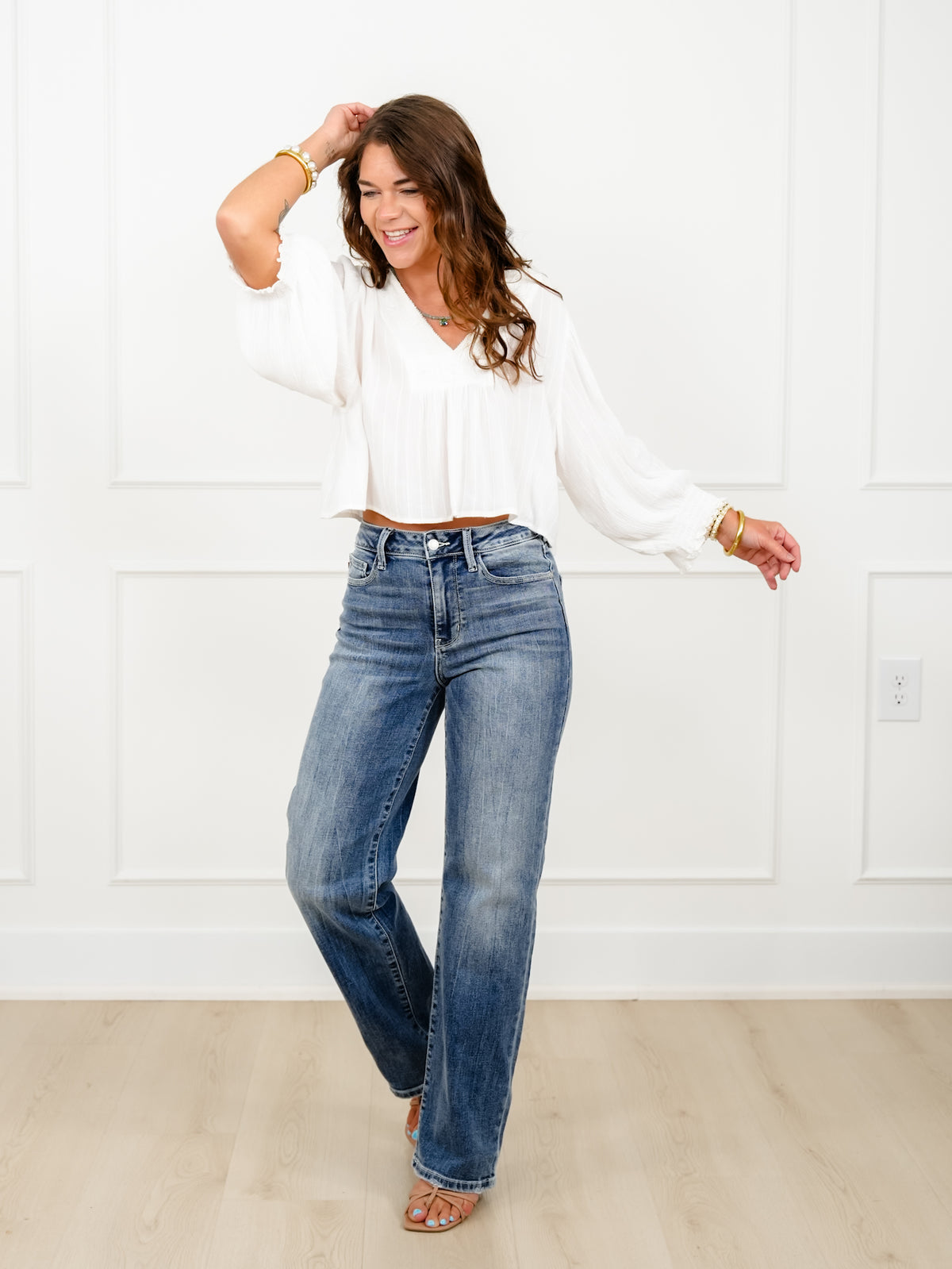 Judy Blue Mid Rise Medium Wash 90's Straight Leg Jeans - Freckled Poppy