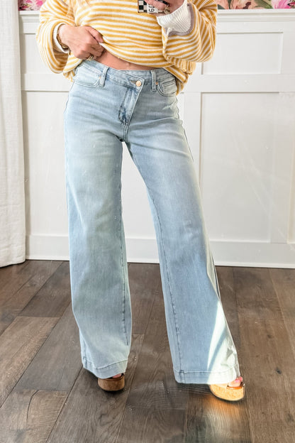 Judy Blue High Rise Light Wash Distressed Criss Cross Waistband Retro Wide Leg Jeans - Freckled Poppy