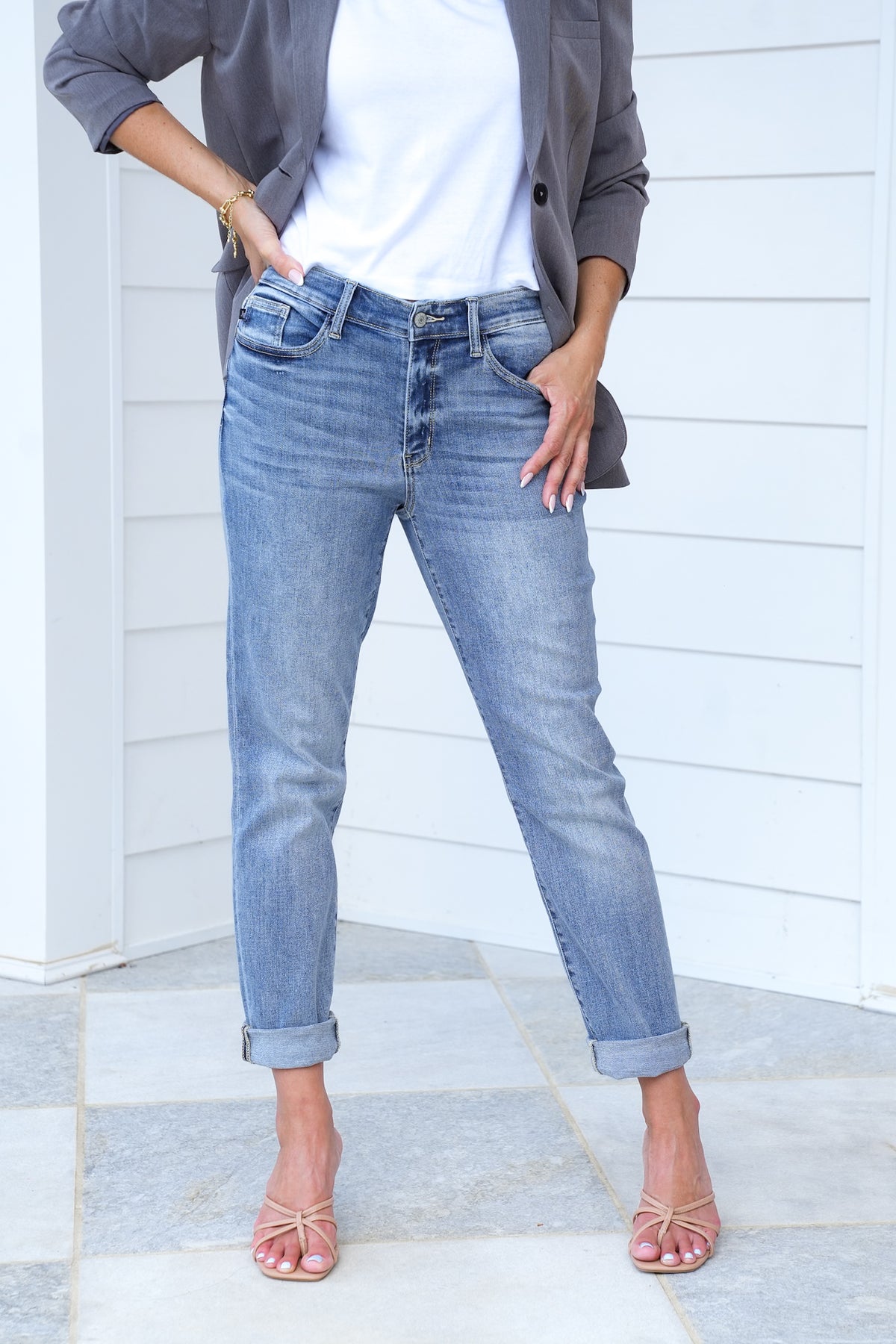 Judy Blue Work From Home Mid Rise Bleach Washed Boyfriends - Freckled Poppy