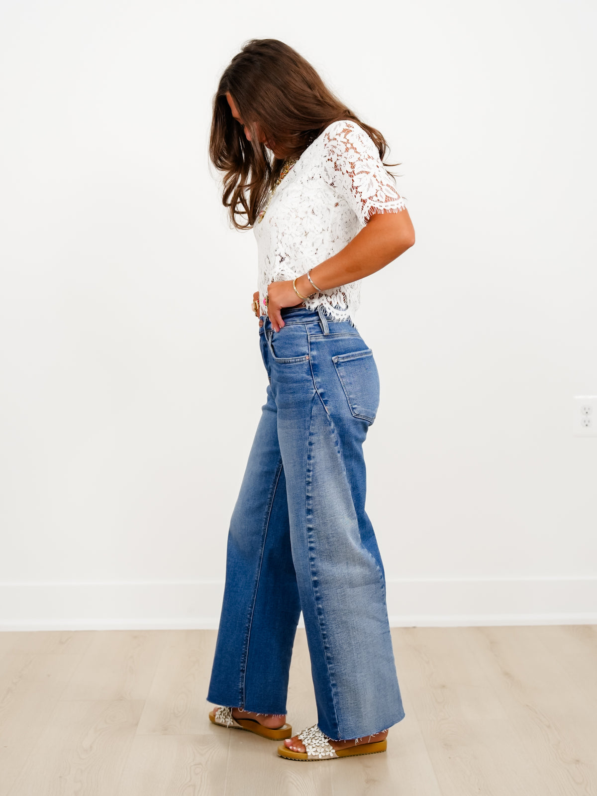 Risen High Rise Medium Wash Slouchy Barrel Jeans With Contrasting Wash - Freckled Poppy