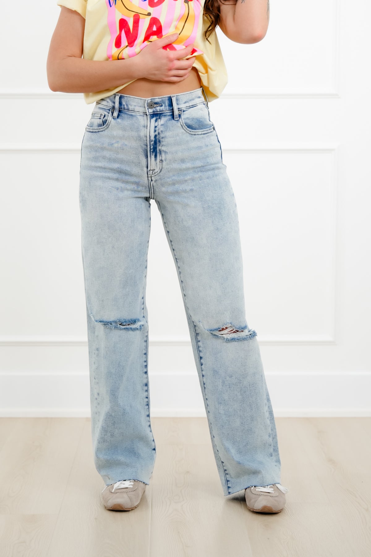 Hidden High Rise Light Wash Distressed Dad Jeans - Freckled Poppy