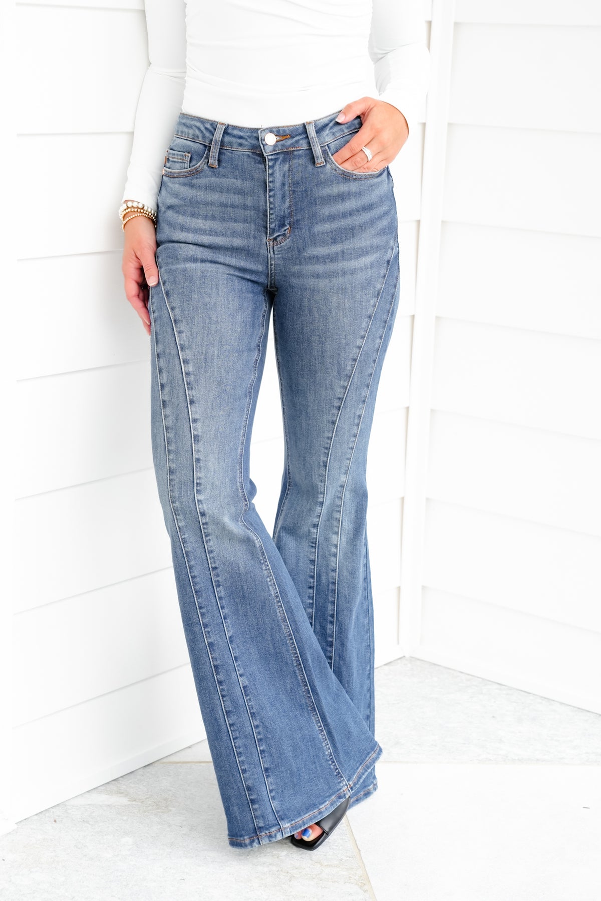 Restock! Judy Blue Golden Hour Mid Rise Flare Jeans with Double Angular Seam - Freckled Poppy