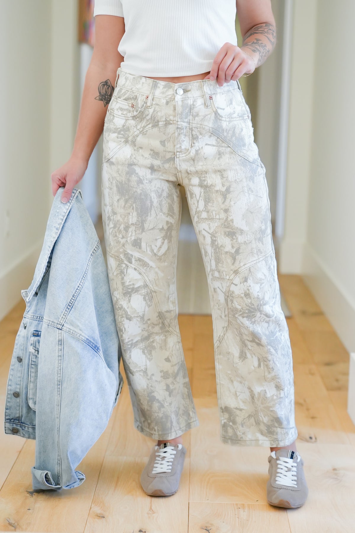 Restock! Saige High Rise Sand Tummy Control Barrel Camo Jeans - Freckled Poppy