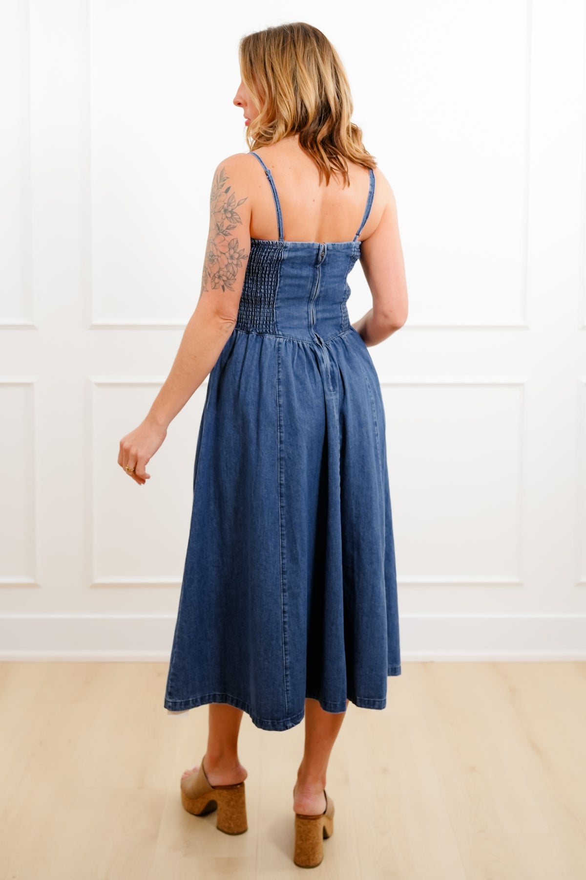 Medium Wash Sleeveless Midi Dress - Freckled Poppy