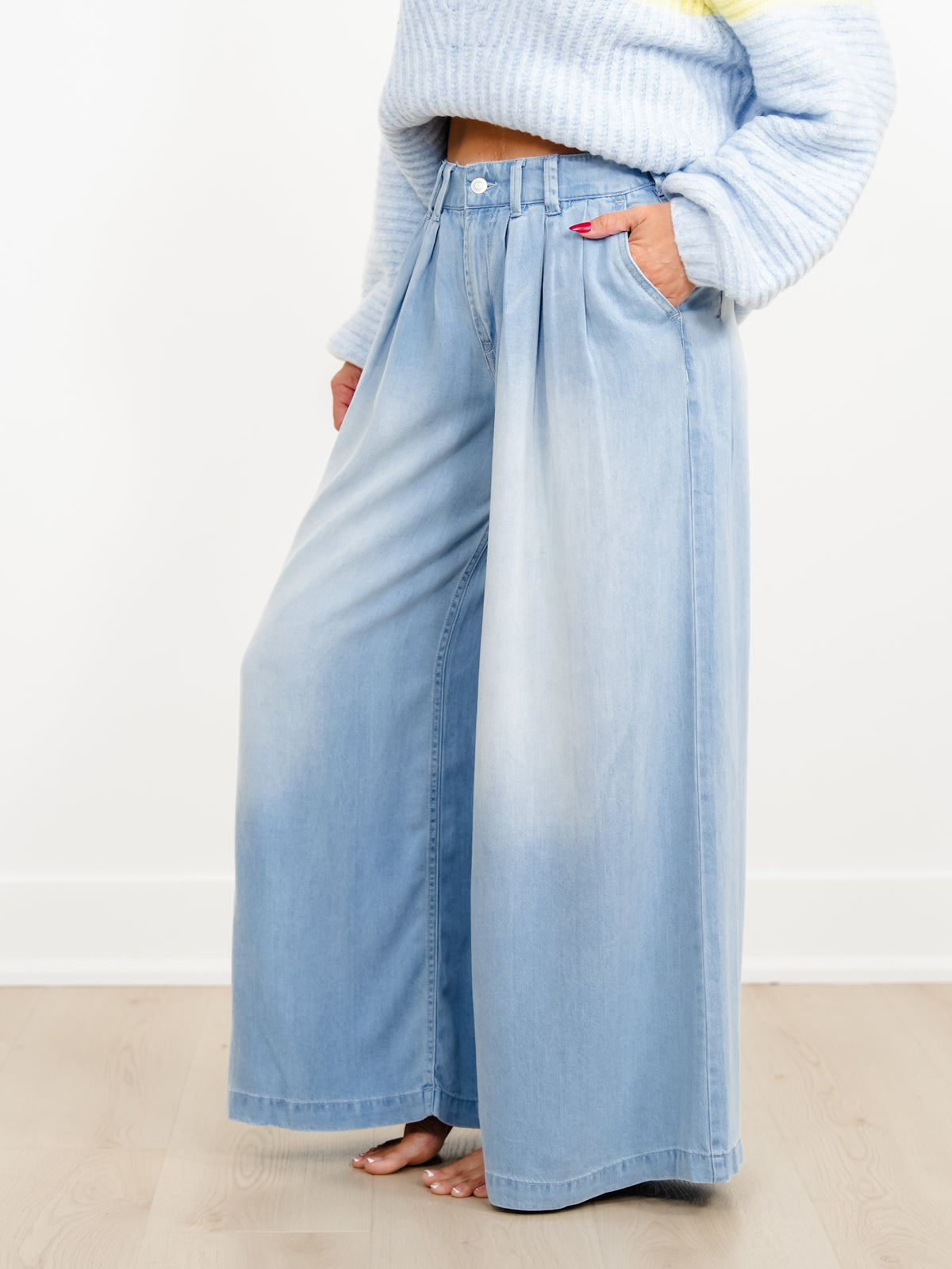 Light Wash Wide Leg Pleated Pants - Freckled Poppy