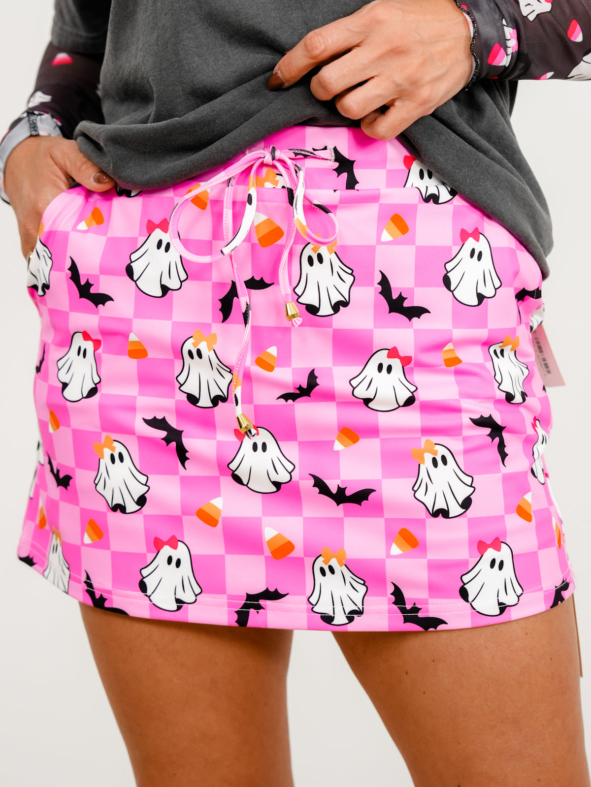 Plus/Reg Gigi the Ghost Checkered Skort with Drawstring Waist - Freckled Poppy