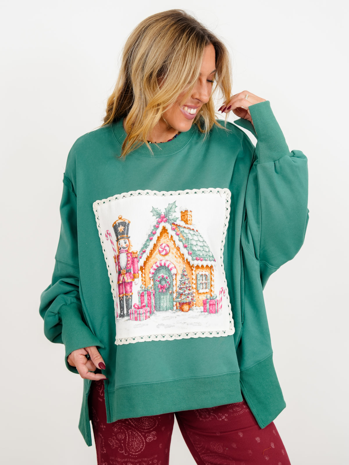 Long Sleeve Nutcracker Pullover Sweatshirt - Freckled Poppy