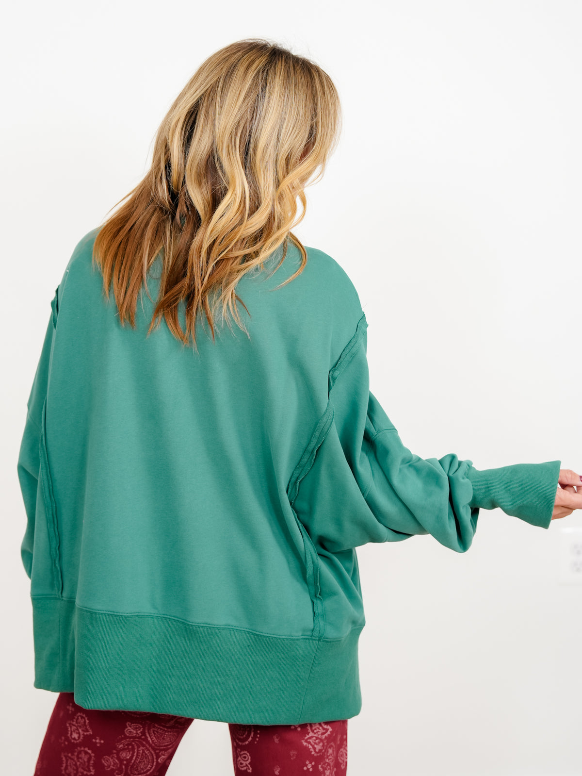 Long Sleeve Nutcracker Pullover Sweatshirt - Freckled Poppy