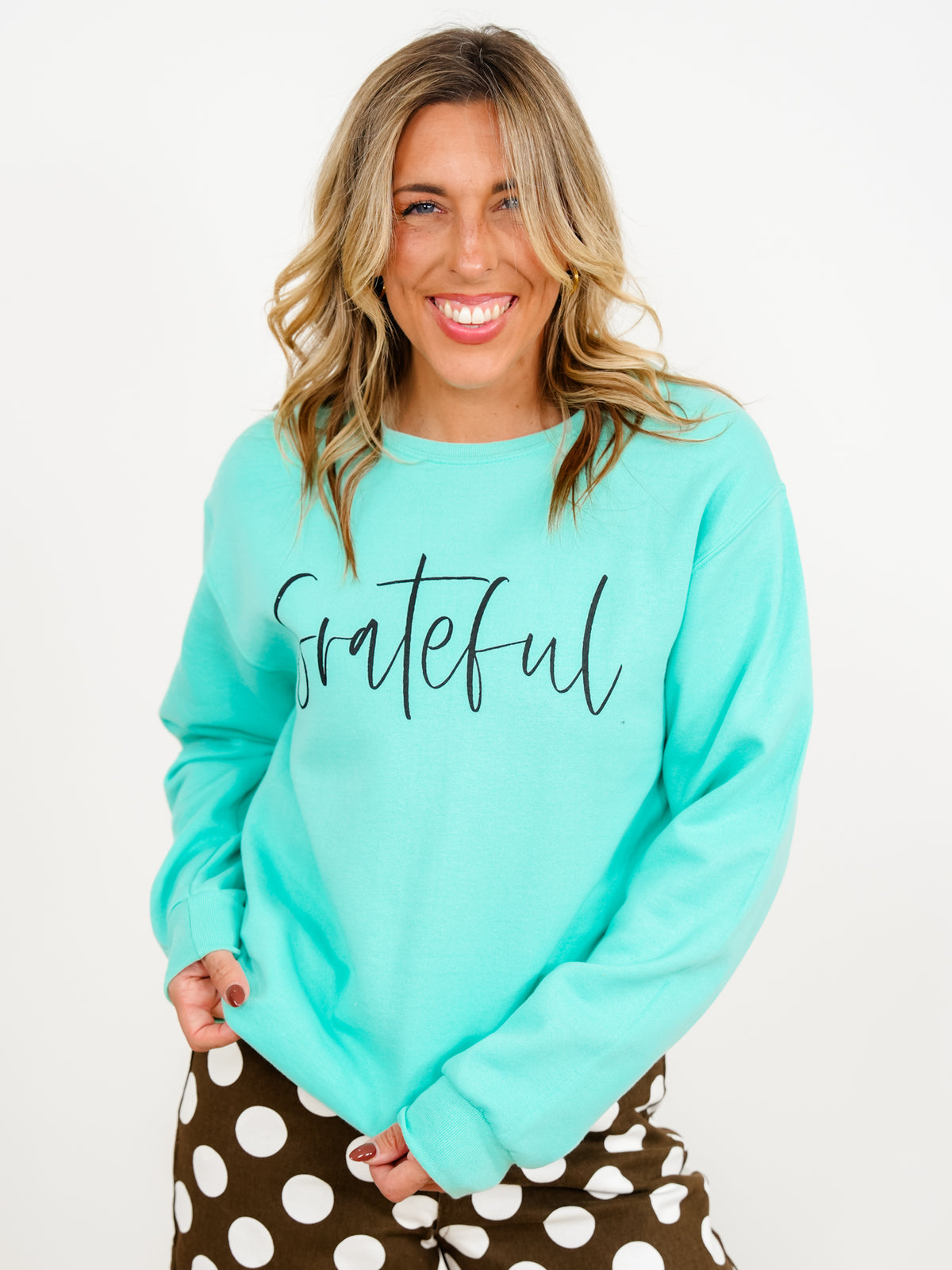 Plus/Reg Long Sleeve "Grateful" Graphic Sweatshirt - Freckled Poppy