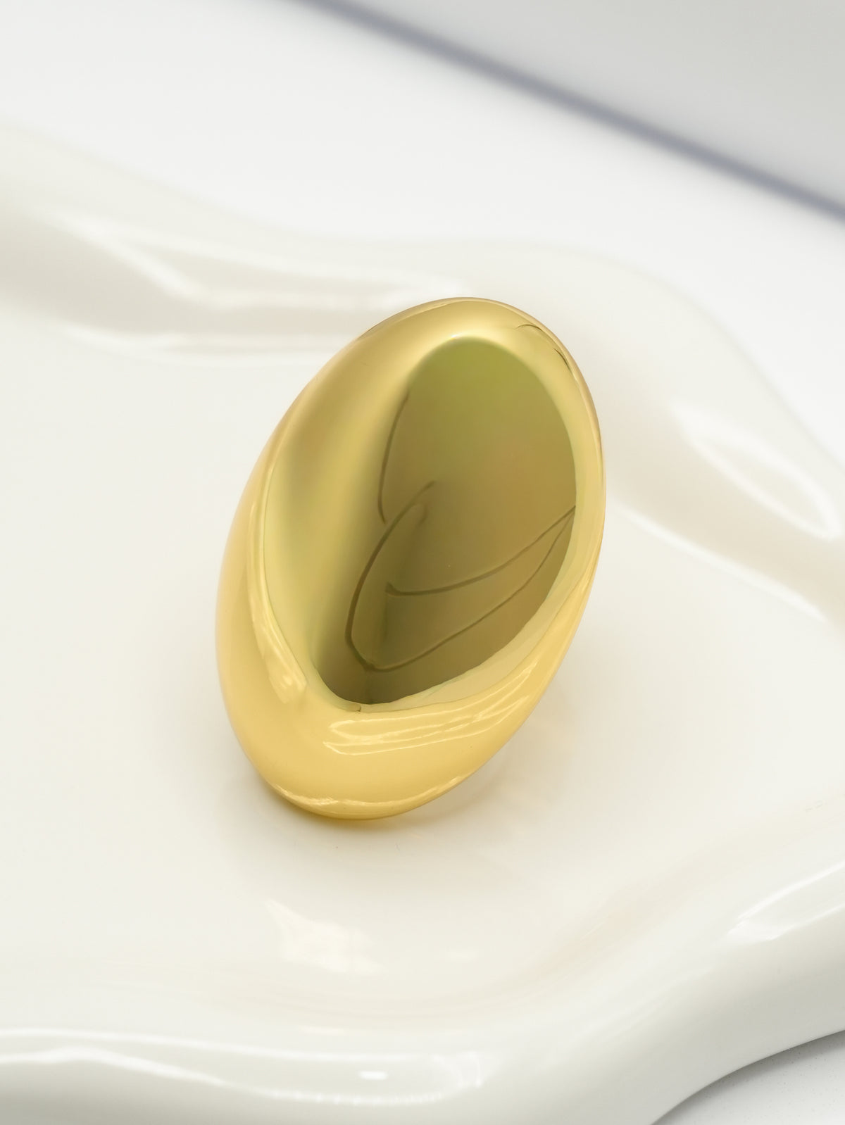 Large Oval Ring - Freckled Poppy