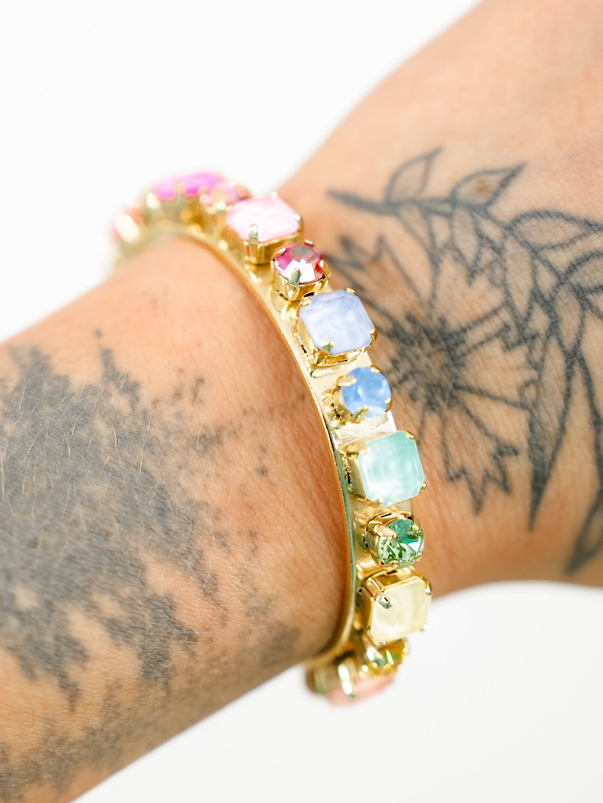 TOVA Poppy Cuff in Fairy Dust Mix