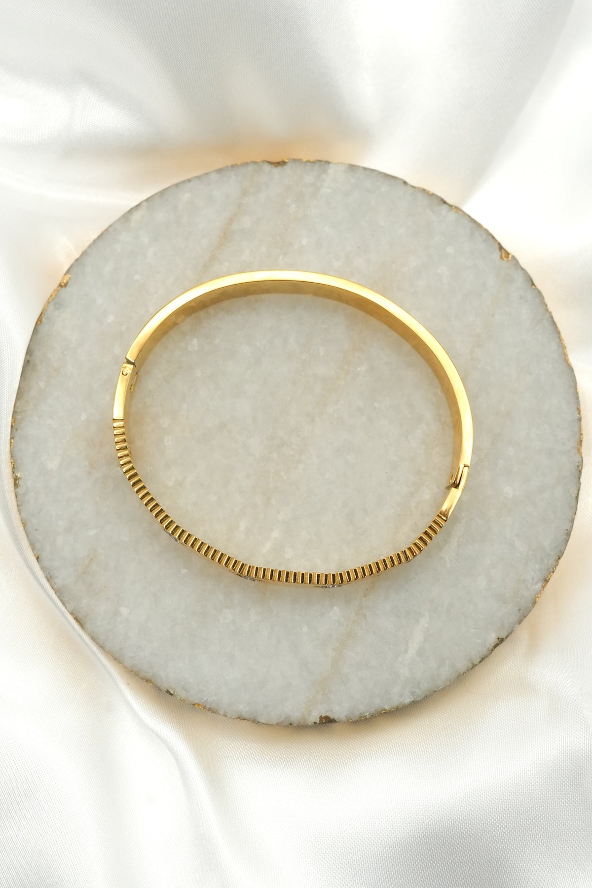 Margot Bracelet - Freckled Poppy