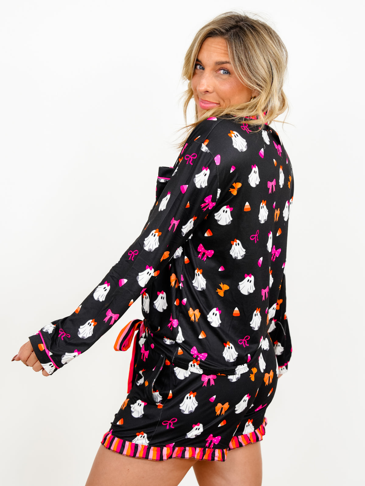 Plus/Reg Ghost Print Long Sleeve Top and Shorts Lounge Set - Freckled Poppy