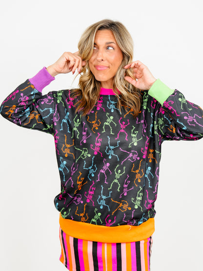 Plus/Reg Dancing Skeleton Print Long Sleeve Pullover Top - Freckled Poppy