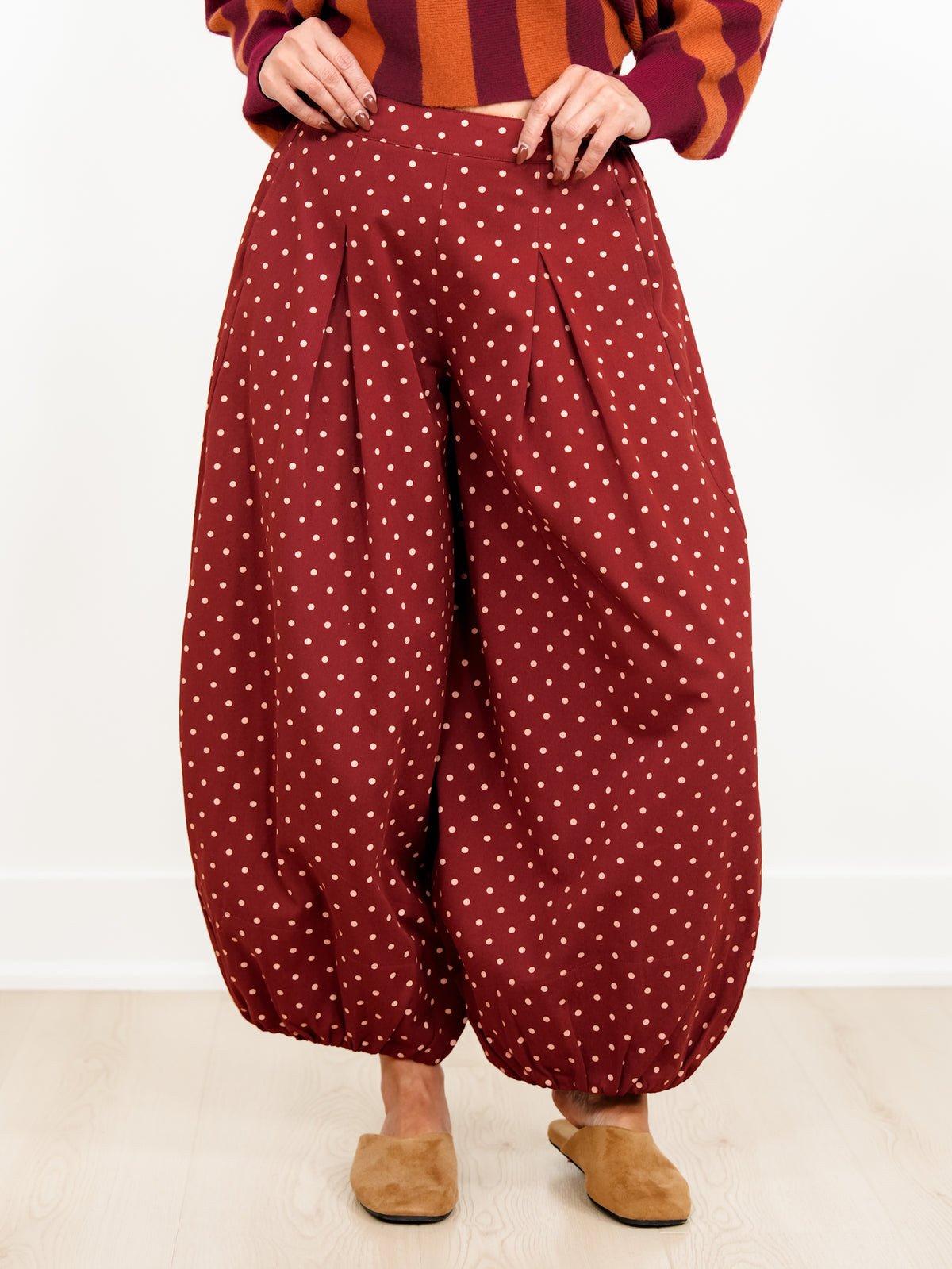 Plus/Reg Polka Dot High Waist Balloon Leg Pants - Freckled Poppy