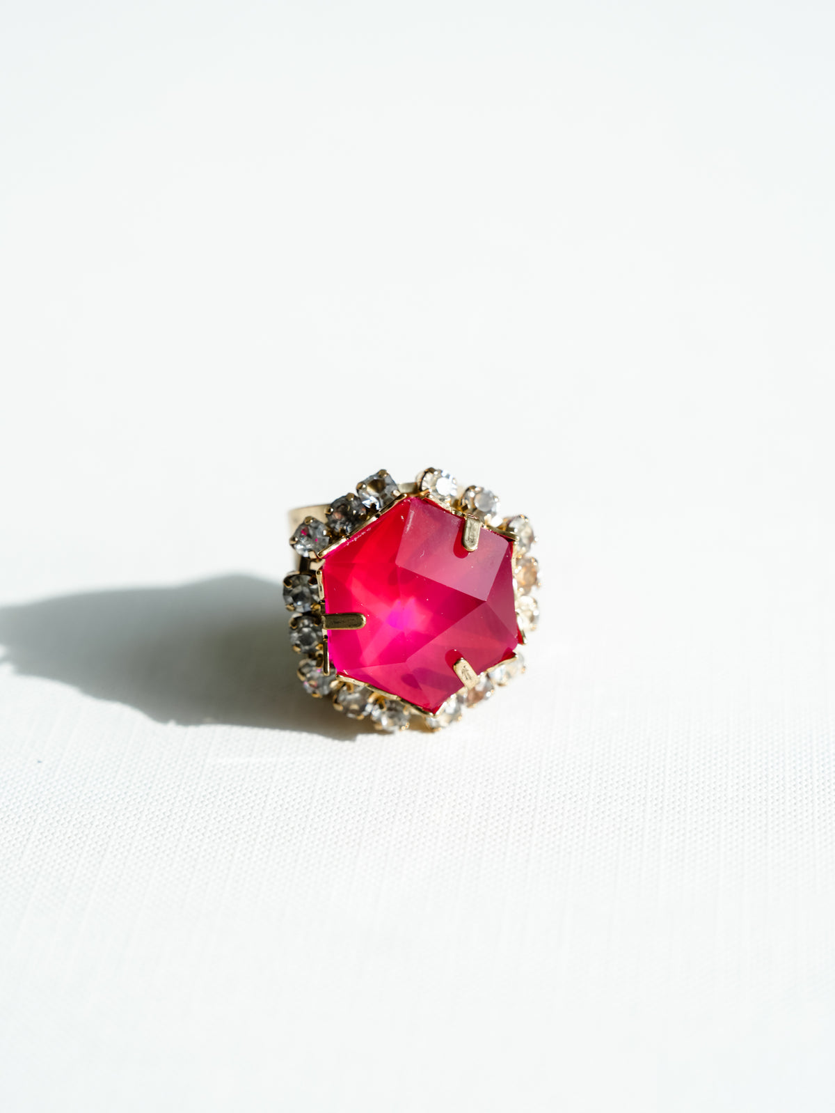 SIENNA Tova Valley Ring In Bright Peony