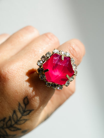 SIENNA Tova Valley Ring In Bright Peony