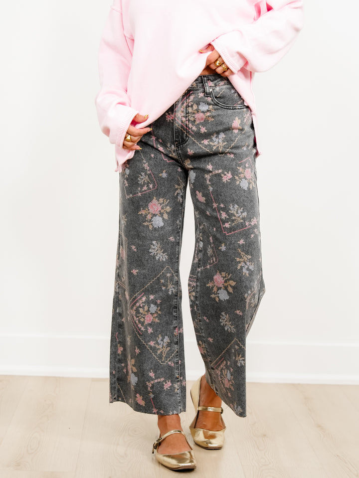 Plus/Reg Embroidery Print High Waist Wide Leg Cropped Jeans - Freckled Poppy