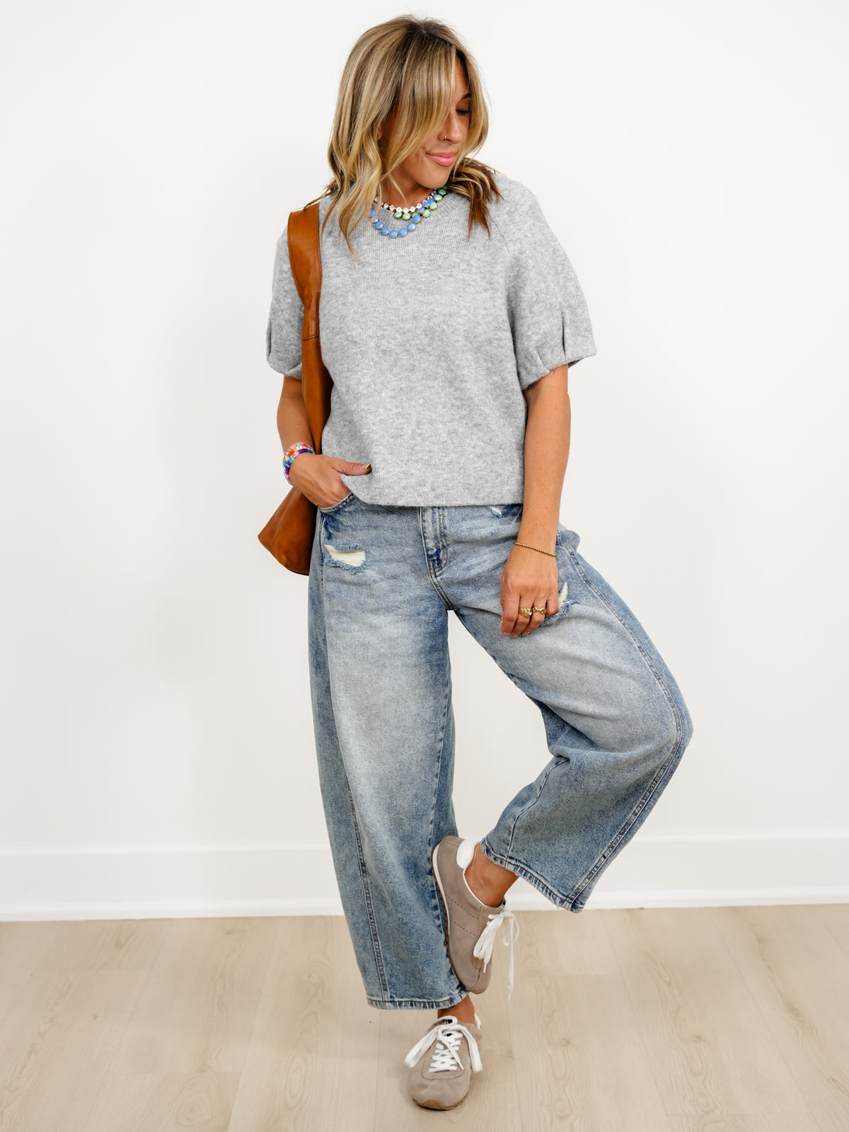 Short Puff Sleeve Round Neck Pullover Sweater