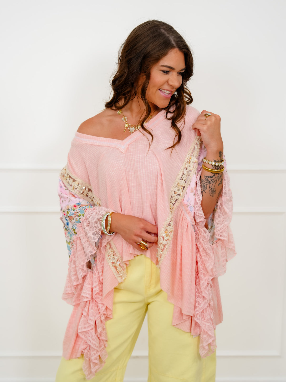 POL Ribbed V Neck Kimono Top with Floral Print - Freckled Poppy