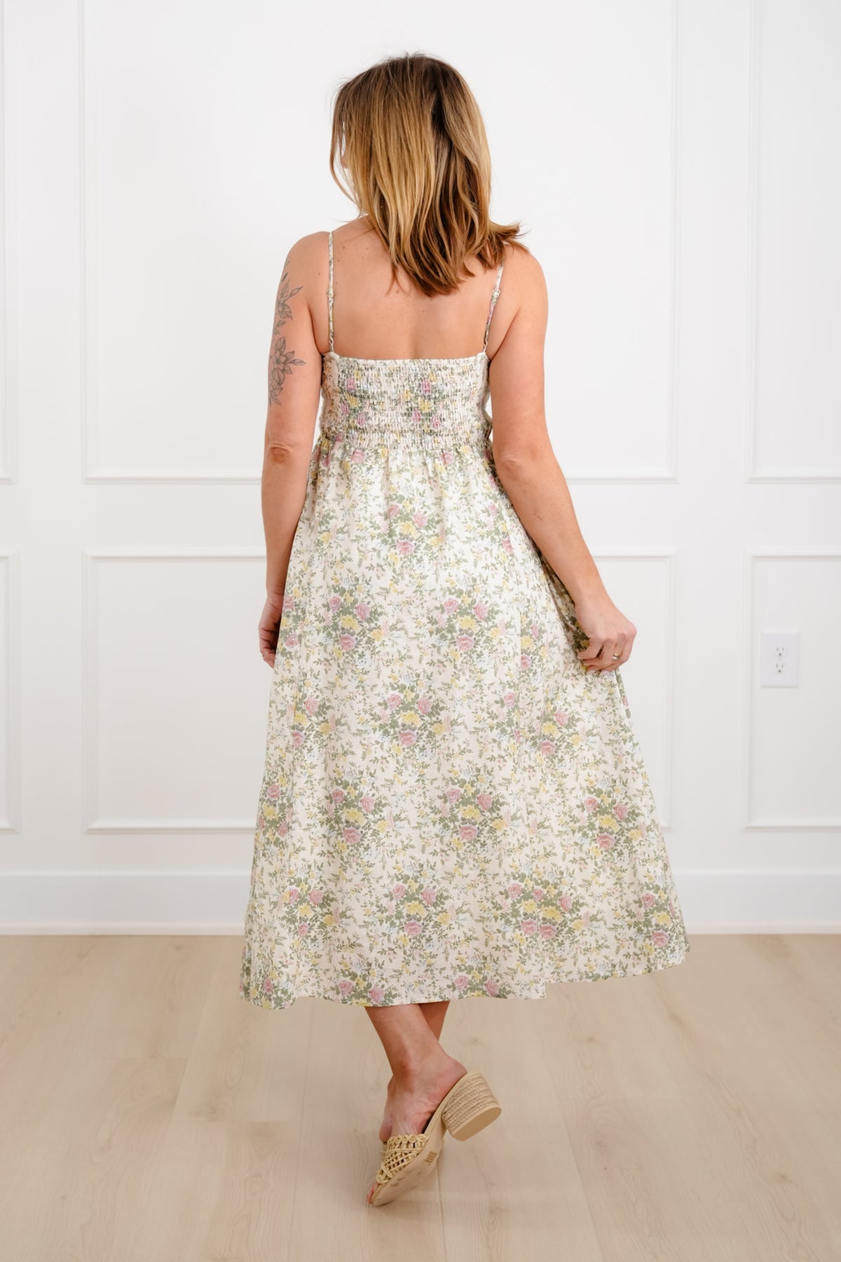 Plus/Reg Floral Pattern Sleeveless Midi Dress - Freckled Poppy