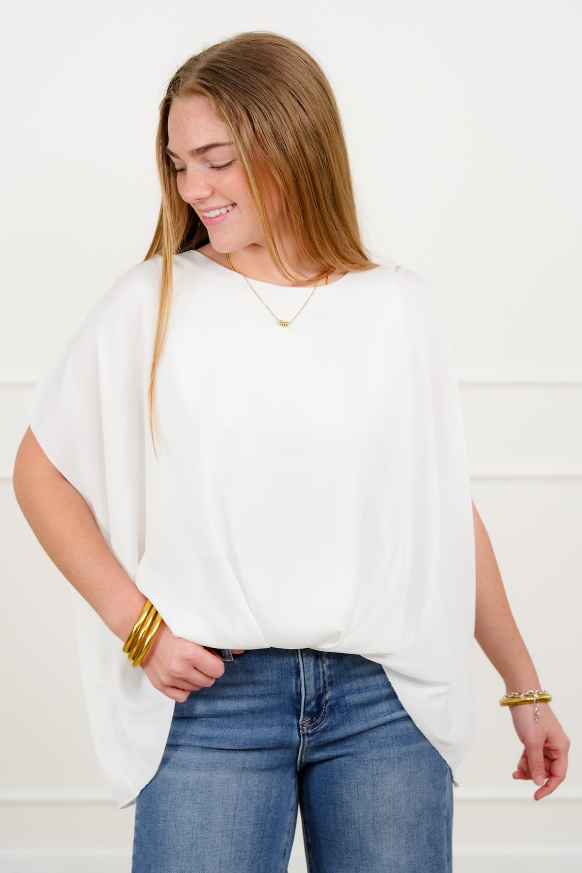 Plus/Reg White Short Sleeve Round Neck Top - Freckled Poppy