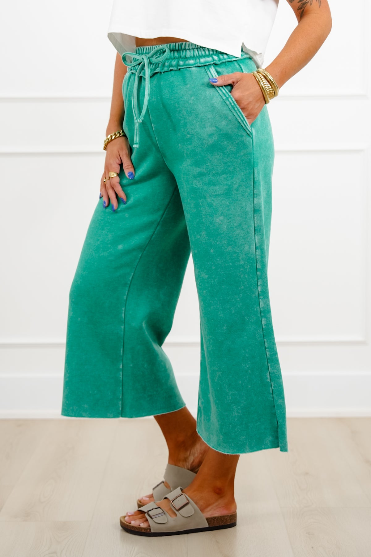 Door Buster! Zenana Acid Wash Fleece Palazzo Sweatpants with Pockets - Freckled Poppy